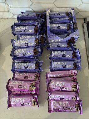 Quest Overload Protein Bars qty 47